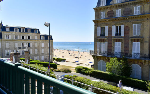 Les Roches - Photo 19