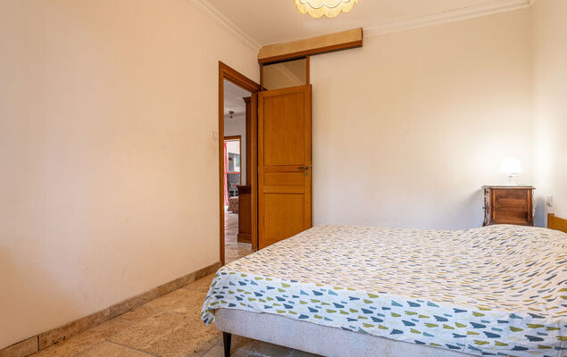 Lou Clapas - Photo 16